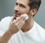 Foto de Use shaving creams effectively for a smooth finish