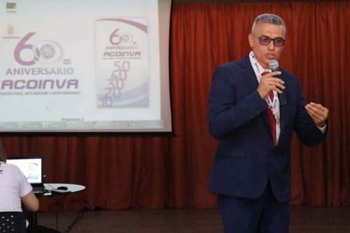Cazvid presenta resultados de encuesta sobre recursos humanos realizada en Expo Empresarial de Acoinva Venezuela