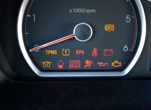 ¿Qué es el TPMS o control de presión de neumáticos? 