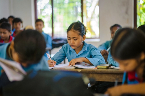 Los conflictos, los desastres naturales y desplazamientos forzados ponen en riesgo la educación de 224 millones de niños