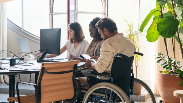 El 75% de las personas con discapacidad ha sufrido discriminación laboral, según ELKAR Integración