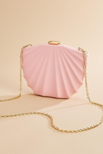 Chic evening bags for every occasion