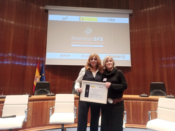 El Ministerio de Derechos Sociales y Agenda 2030 otorga mención de honor a Formación Universitaria en los Premios Intern